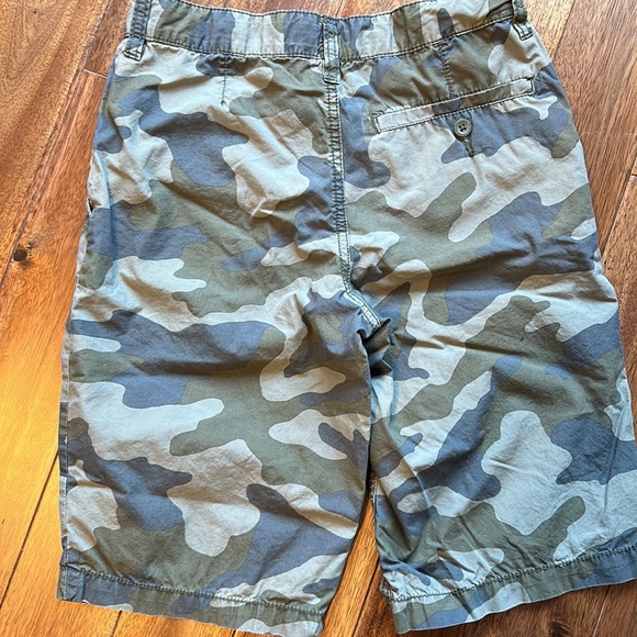 Bundle of 3 pairs of Old Navy Shorts 10-12 - Picture 7 of 12